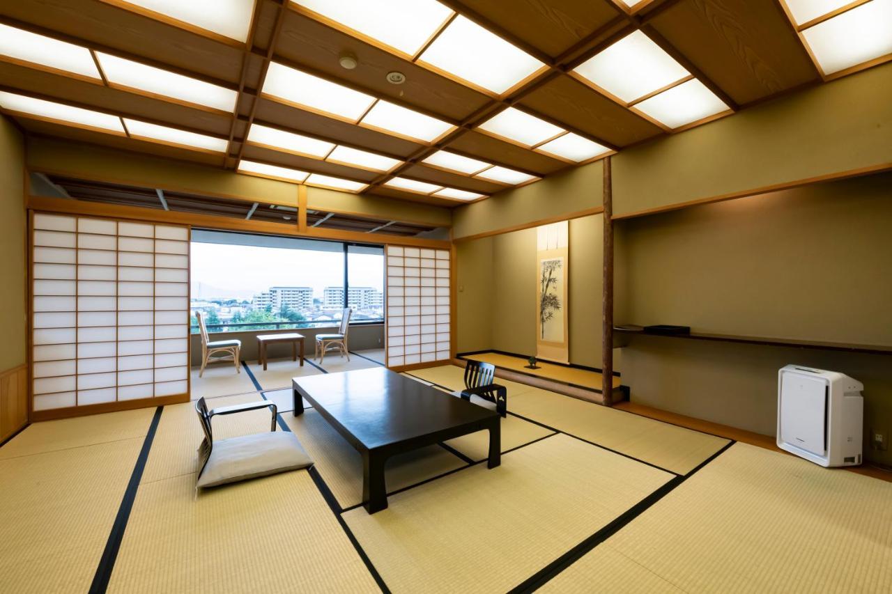 Tokiwa Hotel Кофу Екстериор снимка